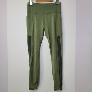 Athleta x Allyson Felix ultimate stash II legend 7/8 leggings, Sz M